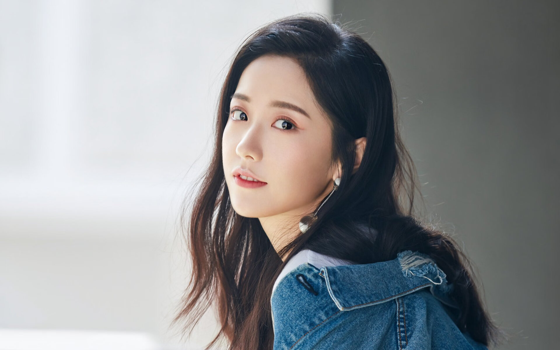 经典比赛重现：欧洲足坛最著名的逆转瞬间回顾，欧洲杯最大逆转